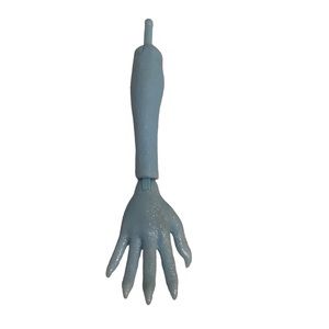 Monster high right arm and hand add free with other order